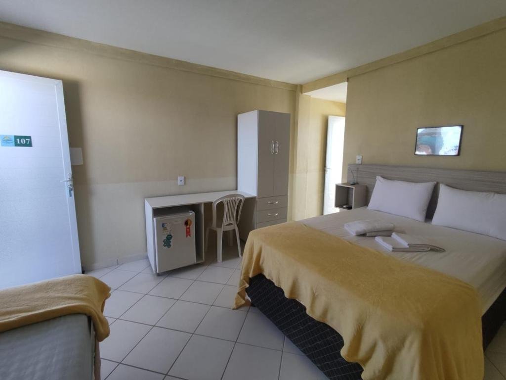 Double room with desk and minibar